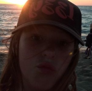 Meet your Posher, Isabella